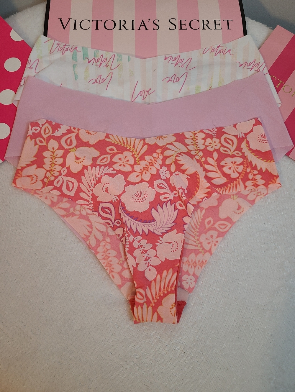 Victoria's Secret 3pk Seamless No-show Hiphugger & Cheeky Panties Size M